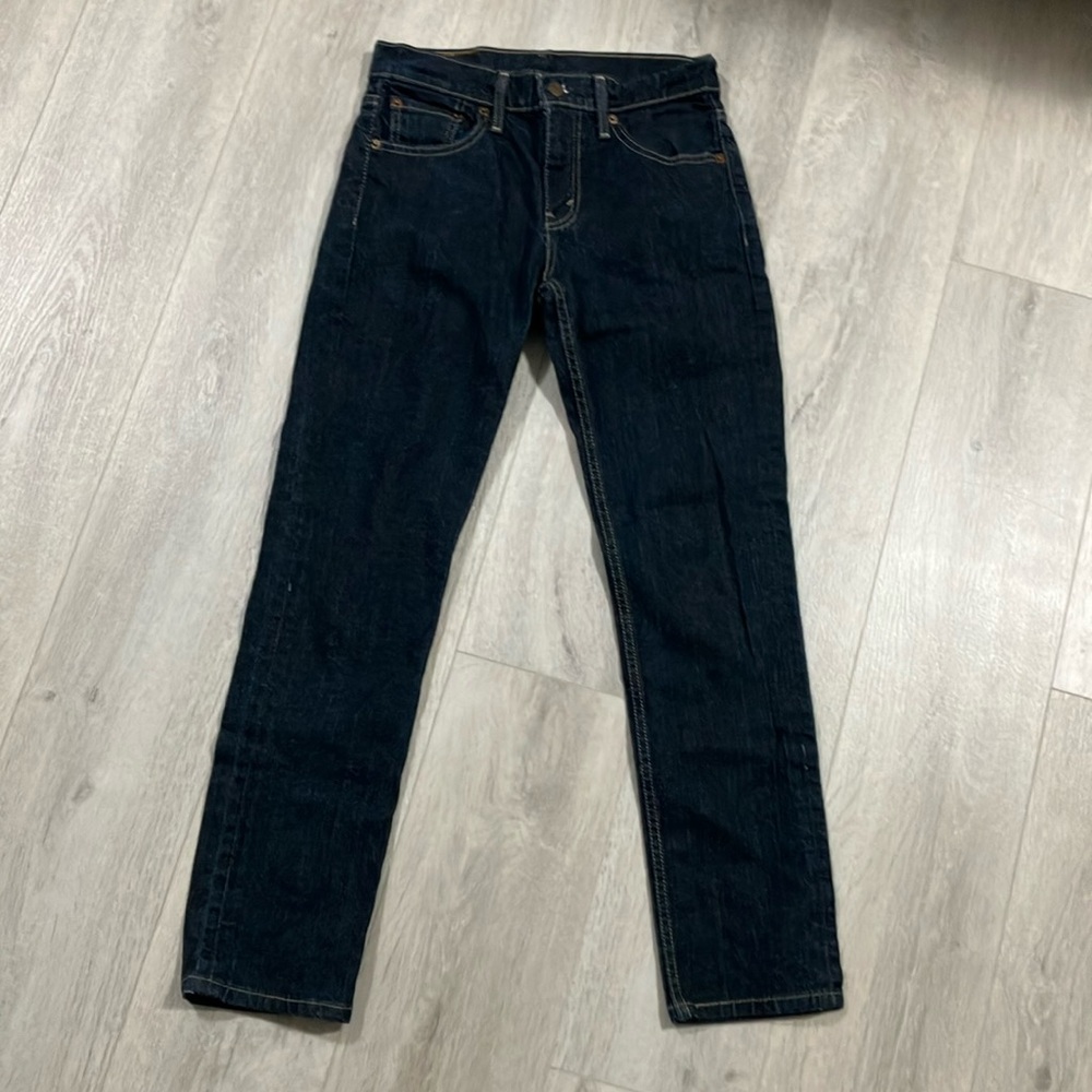 Levi’s 511 , womens jeans. 27 x 28. Waist measures 13.5” across. See description